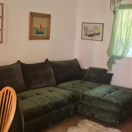 Charismatic Garden Cottage With Sea View Lokva Rogoznica Kültér fotó